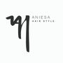 Hairstylist Aniesa