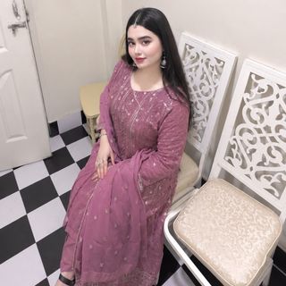 umaiza Khan🤍