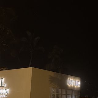 ٠