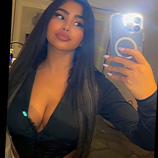 Lylia Poca in Dubaï 🐾