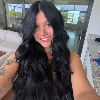 Meghan Cov ღ