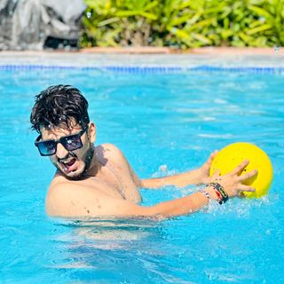 Vishhuuu