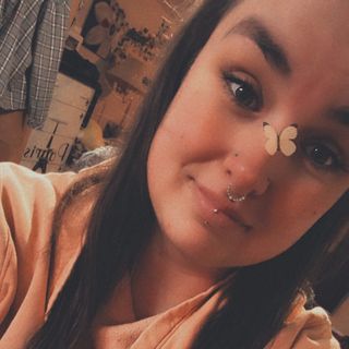 ~ ᛕ𝔼𝓵𝔰 🌸✨