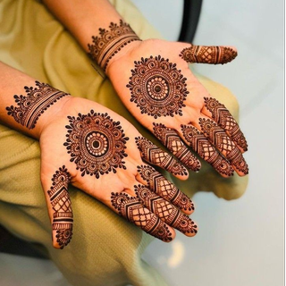 Heena Corner