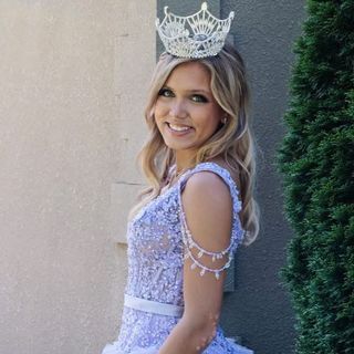 dani 😽🎀