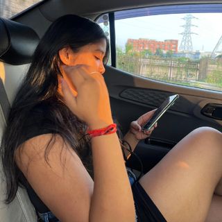 Parii >>