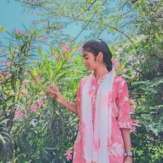 Vithyaa .H