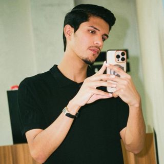 - ᷂حسُـين ᷂الحلفي 🇮🇶