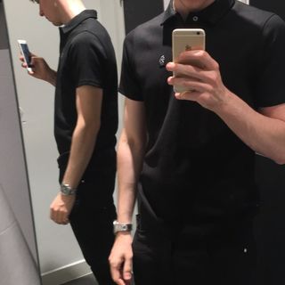 B