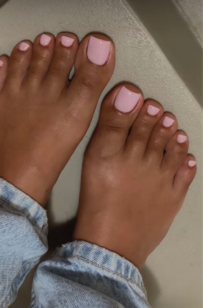 Nini_prettyfeet