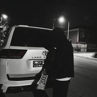 𝘼𝙯𝙯𝙮 🐊💸