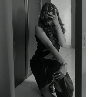 KRUTIKA ATHASHERE 🖤