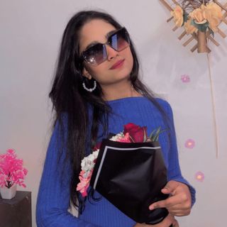 Tejaswini Thakur🪻