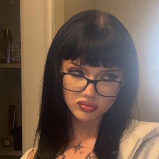 molly🕷️
