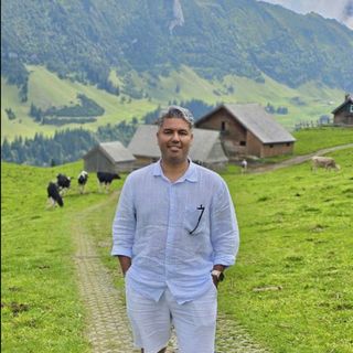 عبدالله | 🇨🇭 VOVANDA