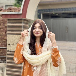 عائشہ