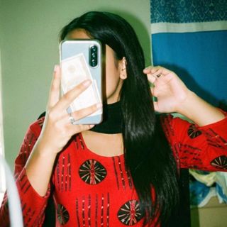 Afsana 🦋🦋