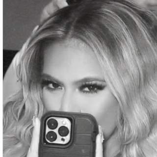 Dinah Jane