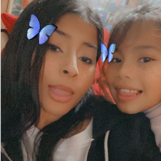 yenni 👑🤞🏼