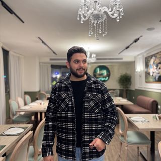 Ammar Ashraf صانع السعادة