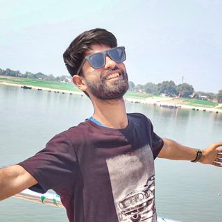 ❤️ प्रीतम पंडित ❤️