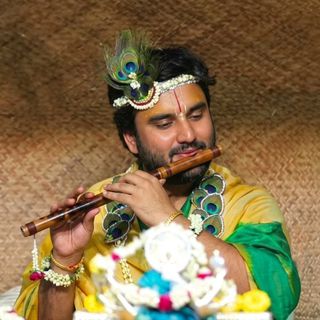 Dwarikesh Ramanuj Das 🥀