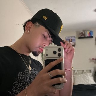 alex ®