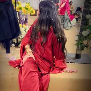 کومل رند بلوچ 👑🦄