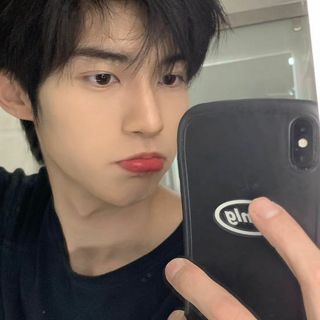Park Han​†