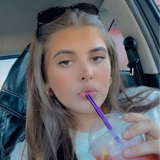 𝓔𝓵𝓵 𝓶𝓸𝓸𝓻𝓮✨