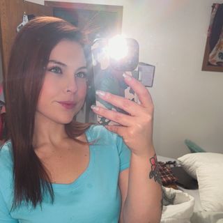Hayley Elizabeth❣️