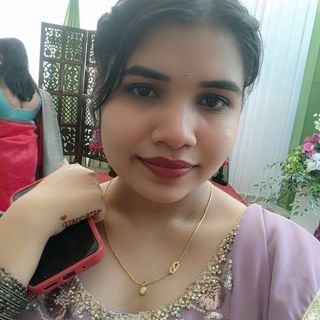 कीरण🤍🌻👀