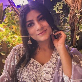 Anisha Beniwal 🍯