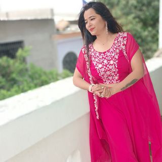 ♥️Bhagyashree♥️