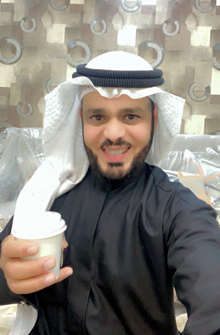 المرشد السياحي محمد الحواس 不