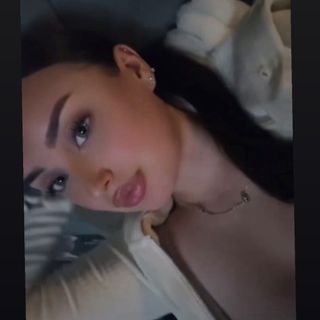 𝐿𝑜𝑙𝑎-𝑅𝑜𝑠𝑒🍒🤍