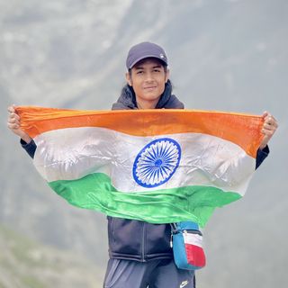 अनुज 🚩