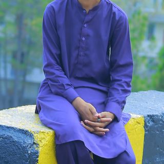 Faizan😎