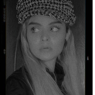 Q-Ũ-É-Ê-Ñ👑