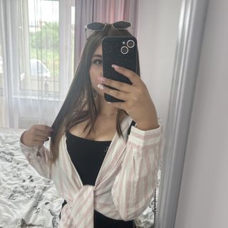 Alisa.z .