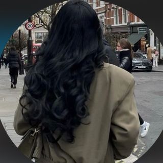 🧜🏼‍♀️💫