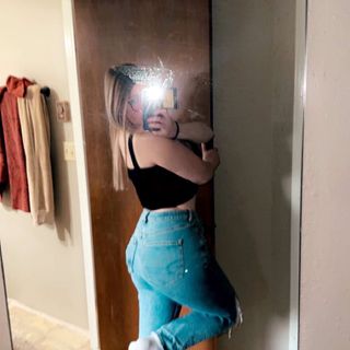 zizi.