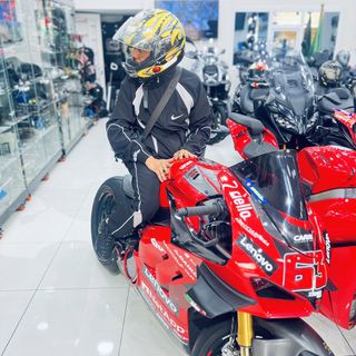 البومةُ