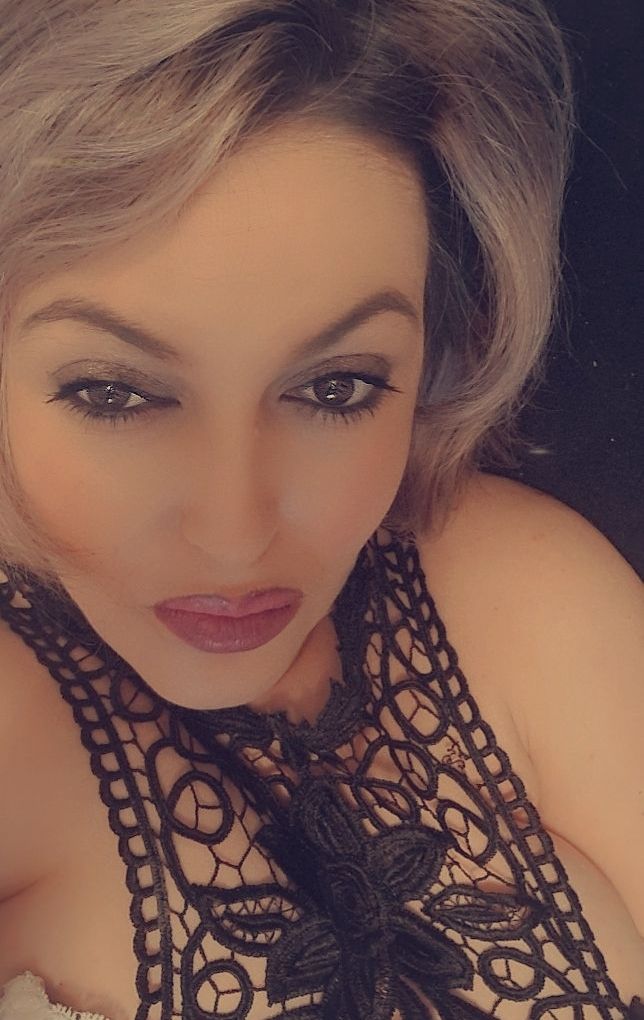Sabrina_maryoulaa