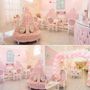 Le Petit Sofa Lounge