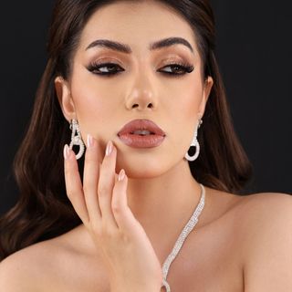 مركز لمسة فخر للتجميل 💄.