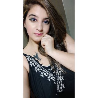 Simran Nangia 💕