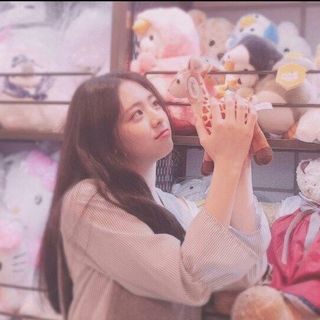 _♡:: Yuna 💗‼️{+}