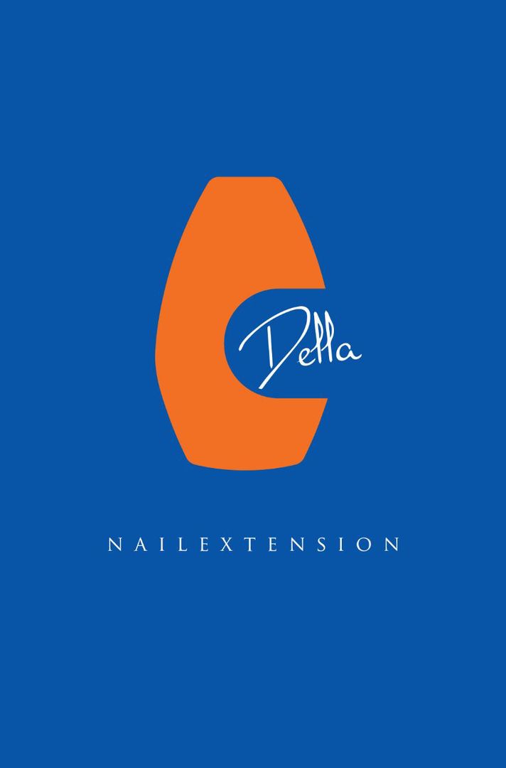 Della Nails