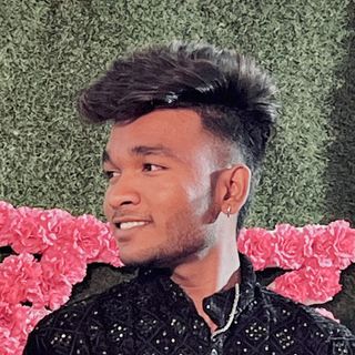 Abhi_🥂🍒